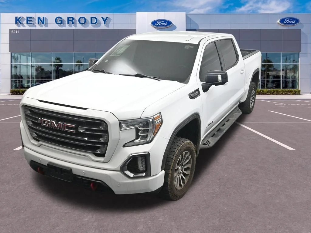 Used 2020 White GMC AT4 image 10