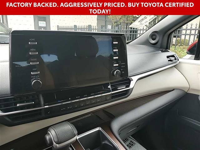 Used 2021 Red Toyota XLE image 9