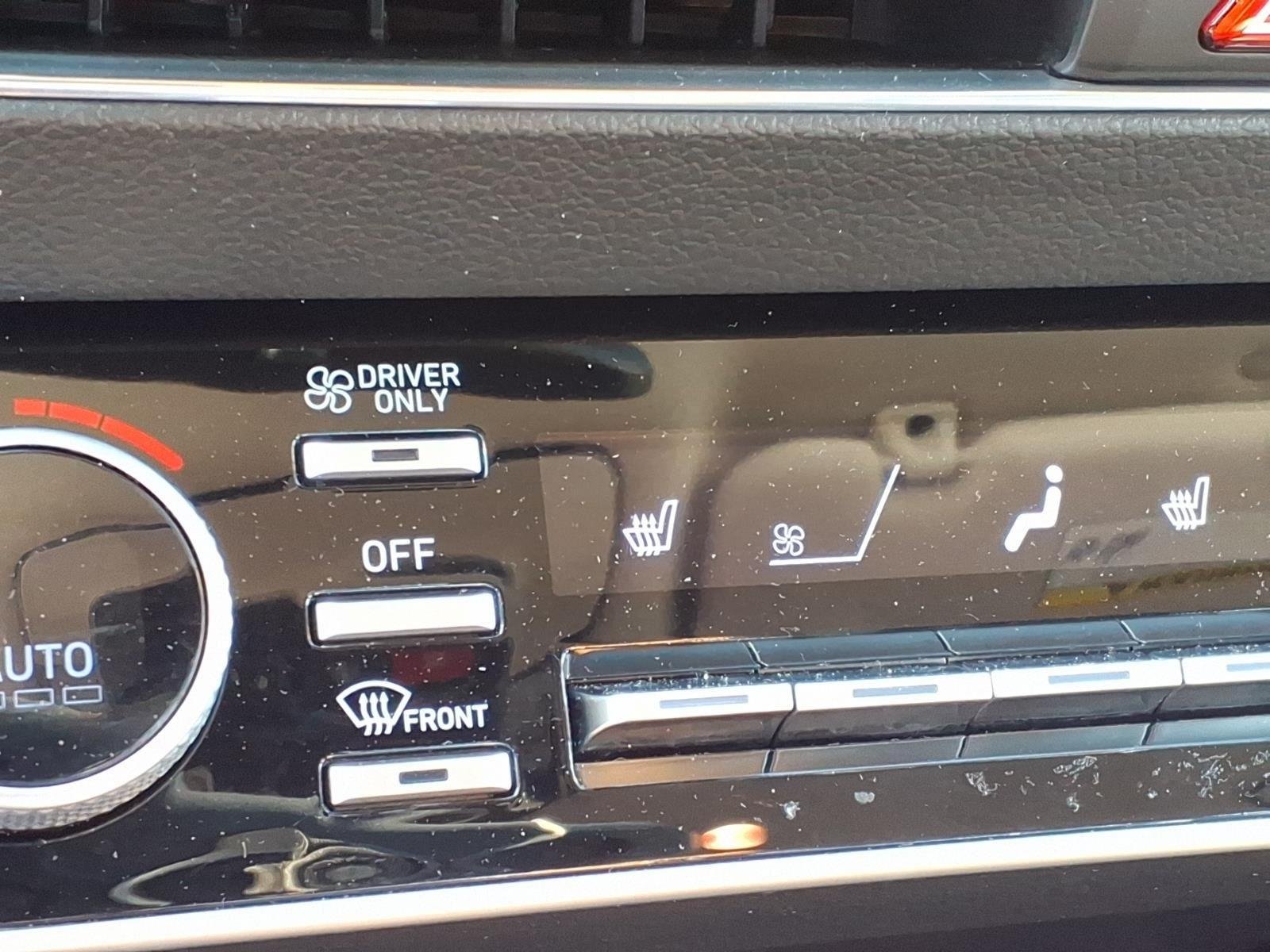Used 2023 Curated Silver Hyundai SEL image 6