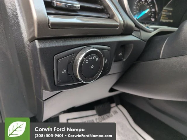 Used 2018 Magnetic Metallic Ford  image 13