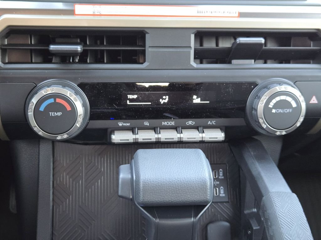 2026 Toyota Tacoma SR5 - Photo 16