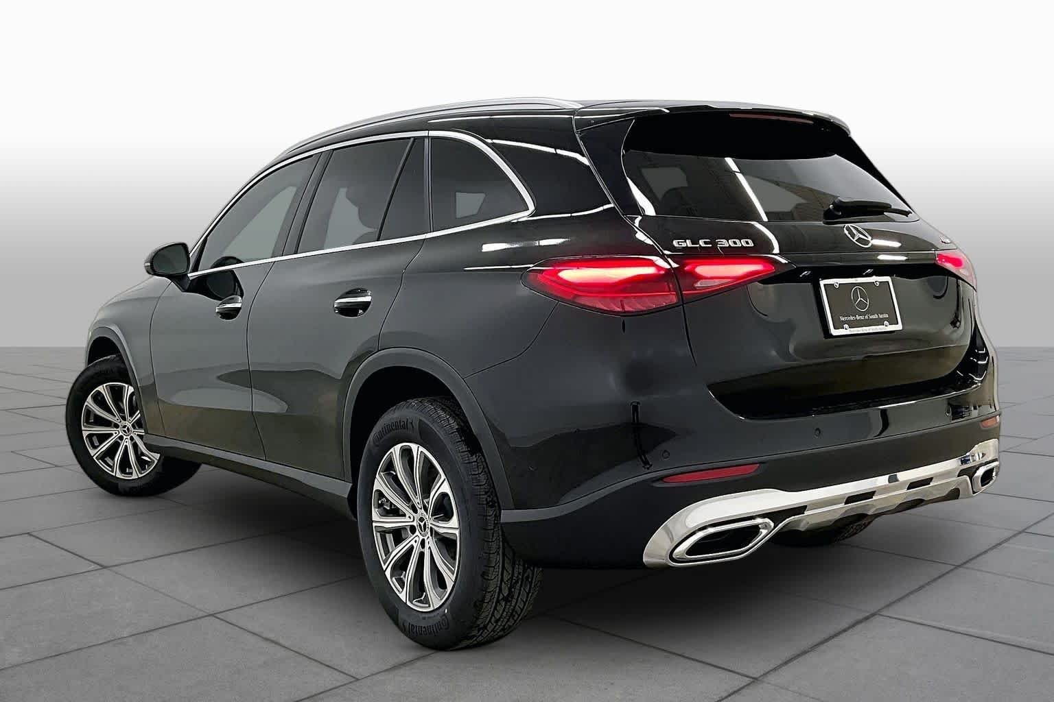 New 2026 Black Mercedes-Benz GLC 300 image 12