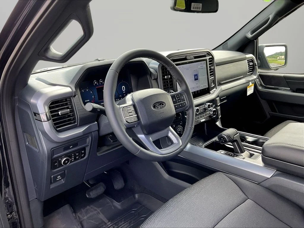 New 2026 Antimatter Blue Metallic Ford XLT image 7