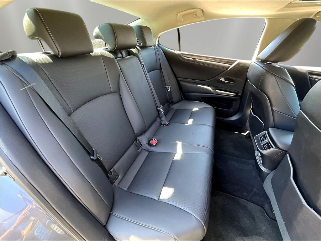 Used 2021 Gray Pearl Lexus 350 image 25