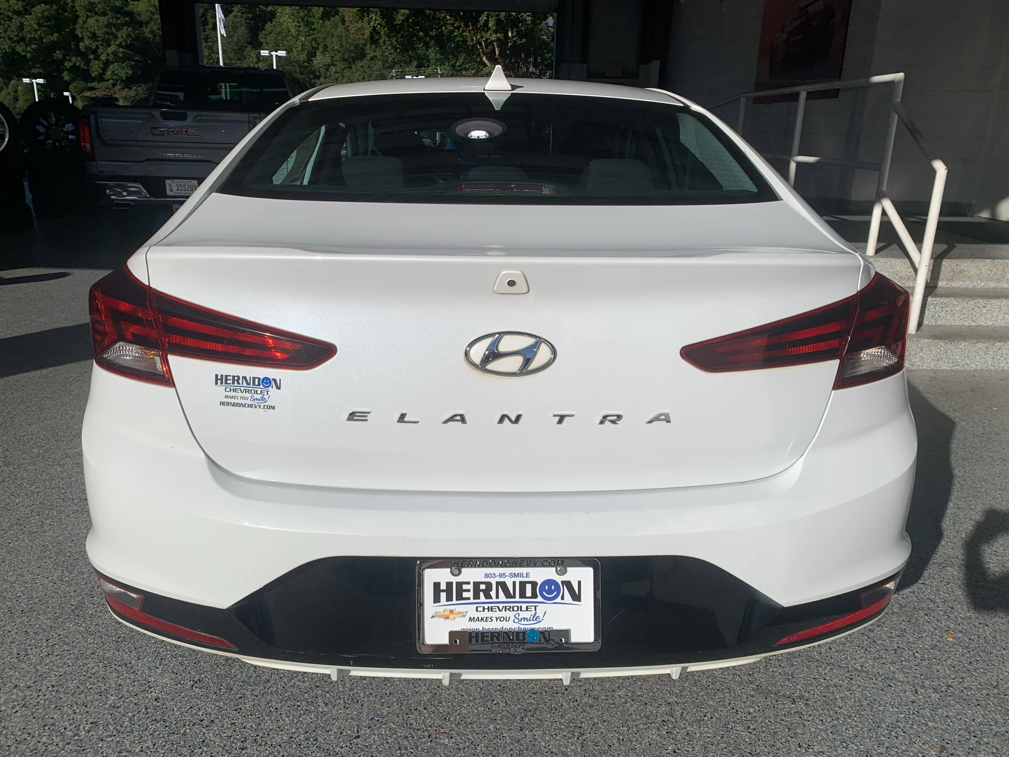 Used 2020  Hyundai SEL image 7