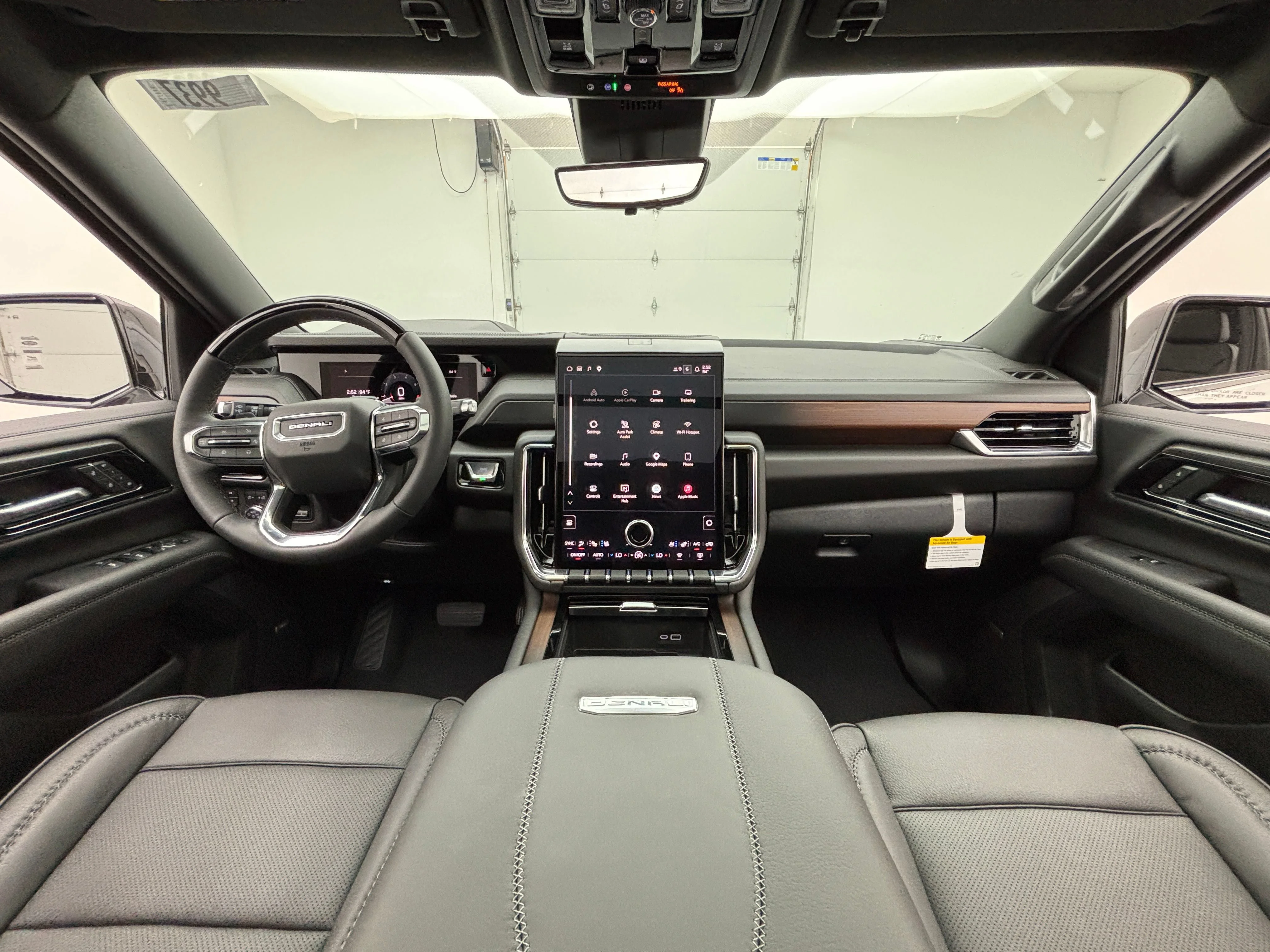 2026 GMC Yukon XL Denali - Photo 3