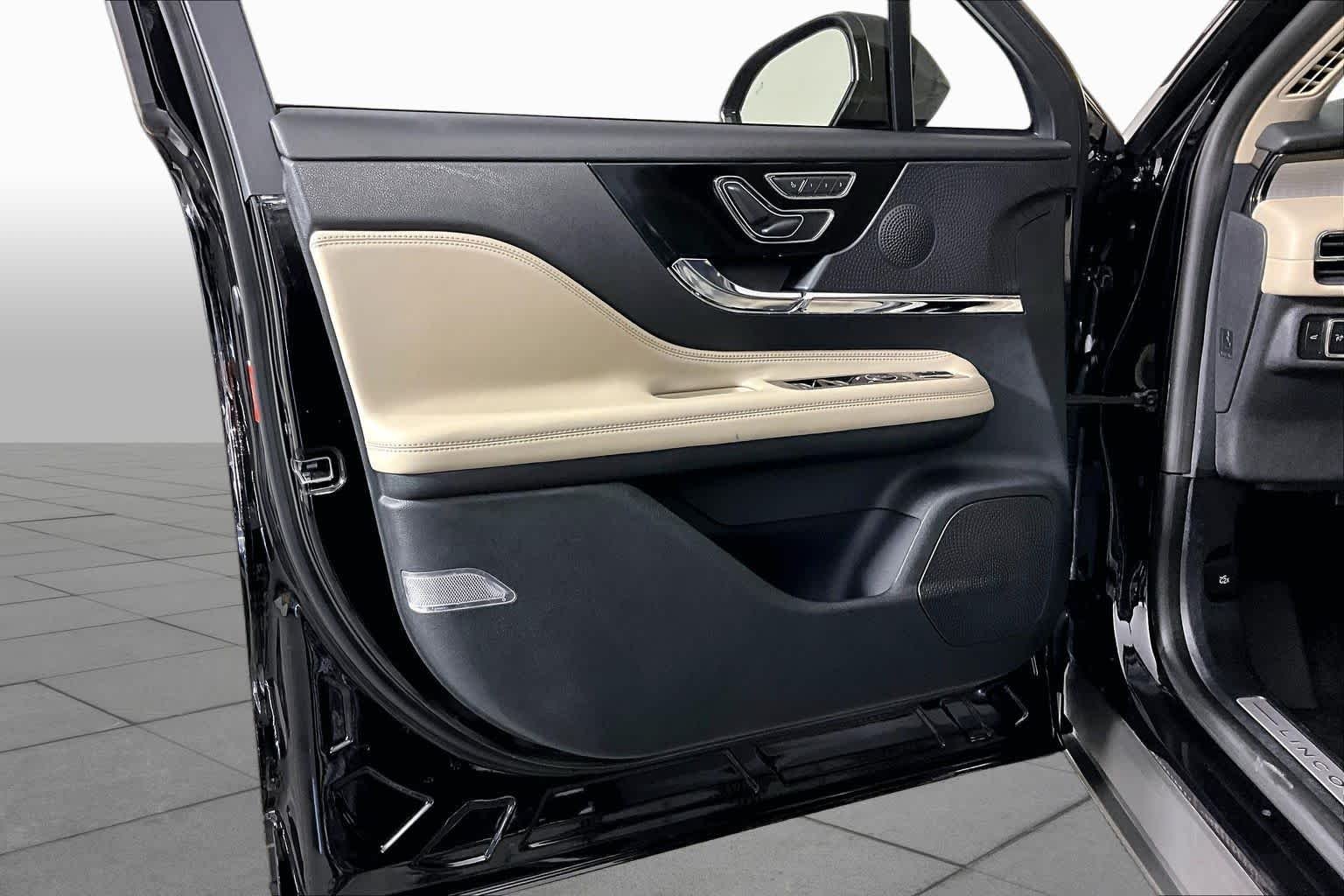 2025 Lincoln Corsair Premiere - Photo 21
