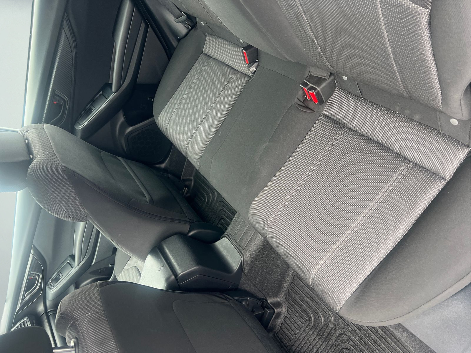 Used 2020 Crystal White Pearl Subaru Base image 9