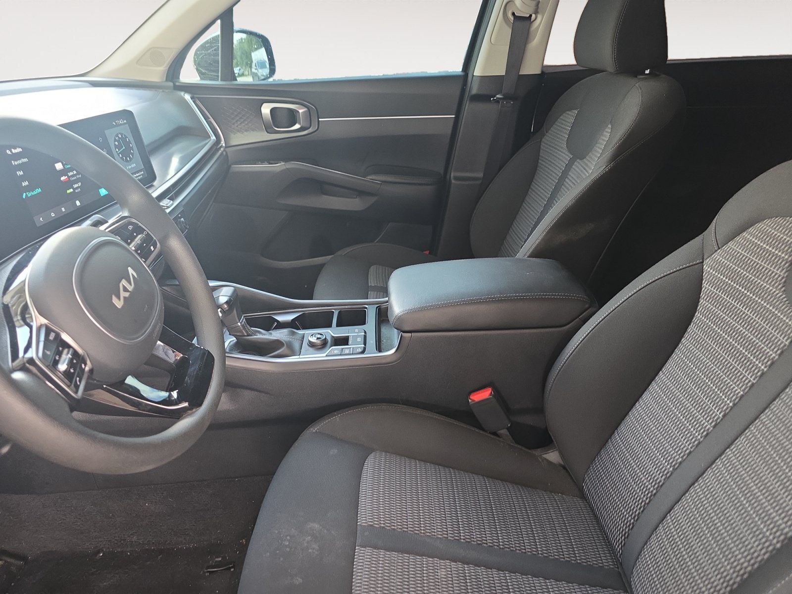 Certified Used 2025 Ebony Black Kia LX image 20