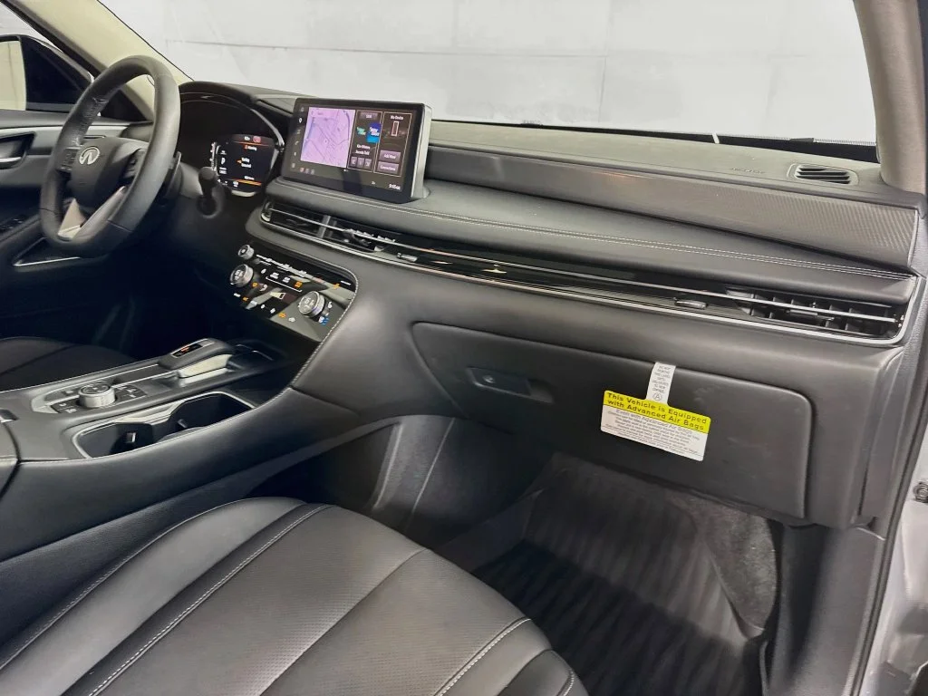Certified Used 2027 Gray INFINITI LUXE image 41