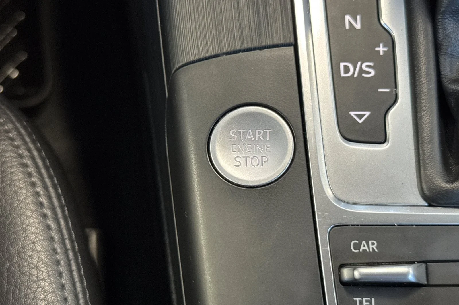 Used 2018 WHITE METALLIC Audi Premium image 21