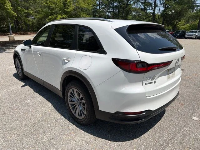 Used 2025 White Mazda 3.3 Turbo Select image 3
