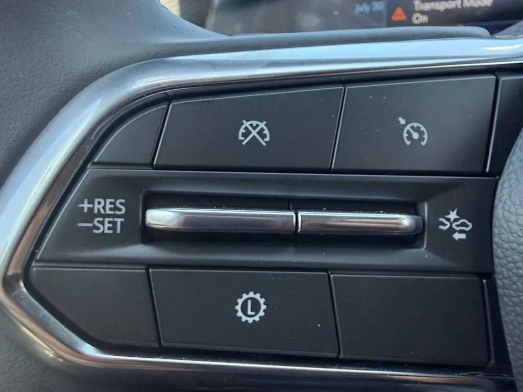 New 2027 Sterling Gray Metallic Chevrolet LT image 24