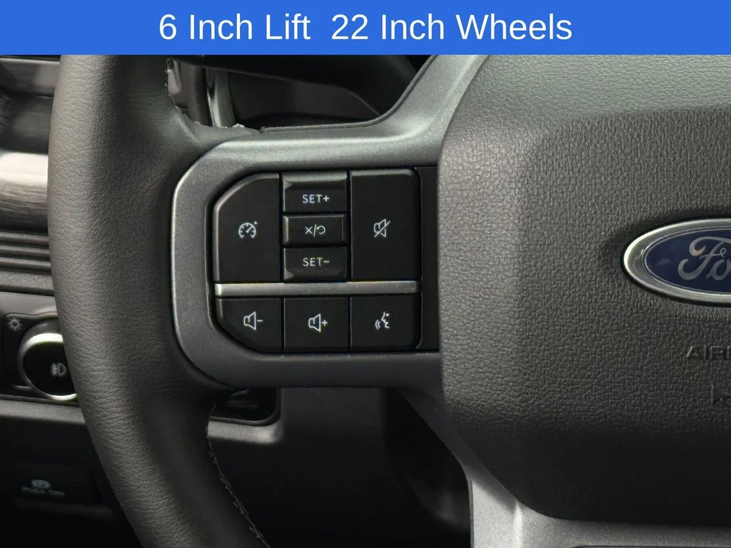 Used 2025 White Ford Lariat image 16