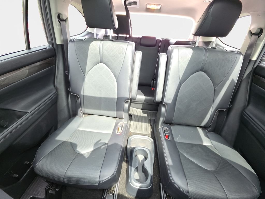 Used 2023 Magnetic Gray Metallic Toyota Platinum image 20