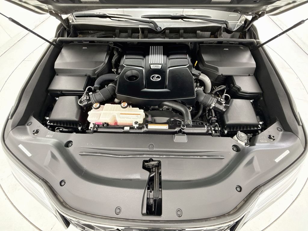 Used 2023 Silver Lexus 600 F SPORT image 28