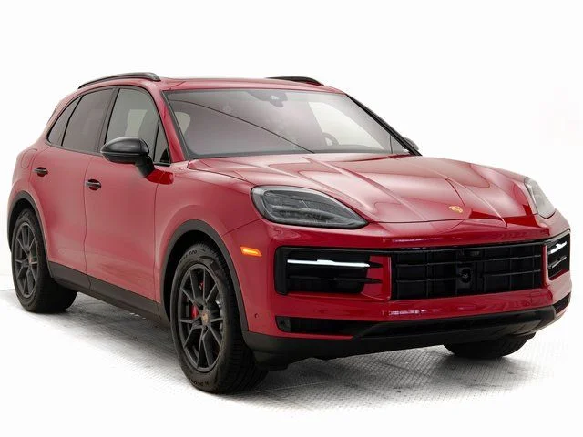Certified Used 2025  Porsche S image 34