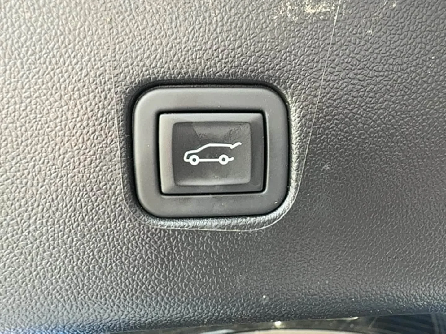 Used 2024 Riptide Blue Metallic Chevrolet LT image 27
