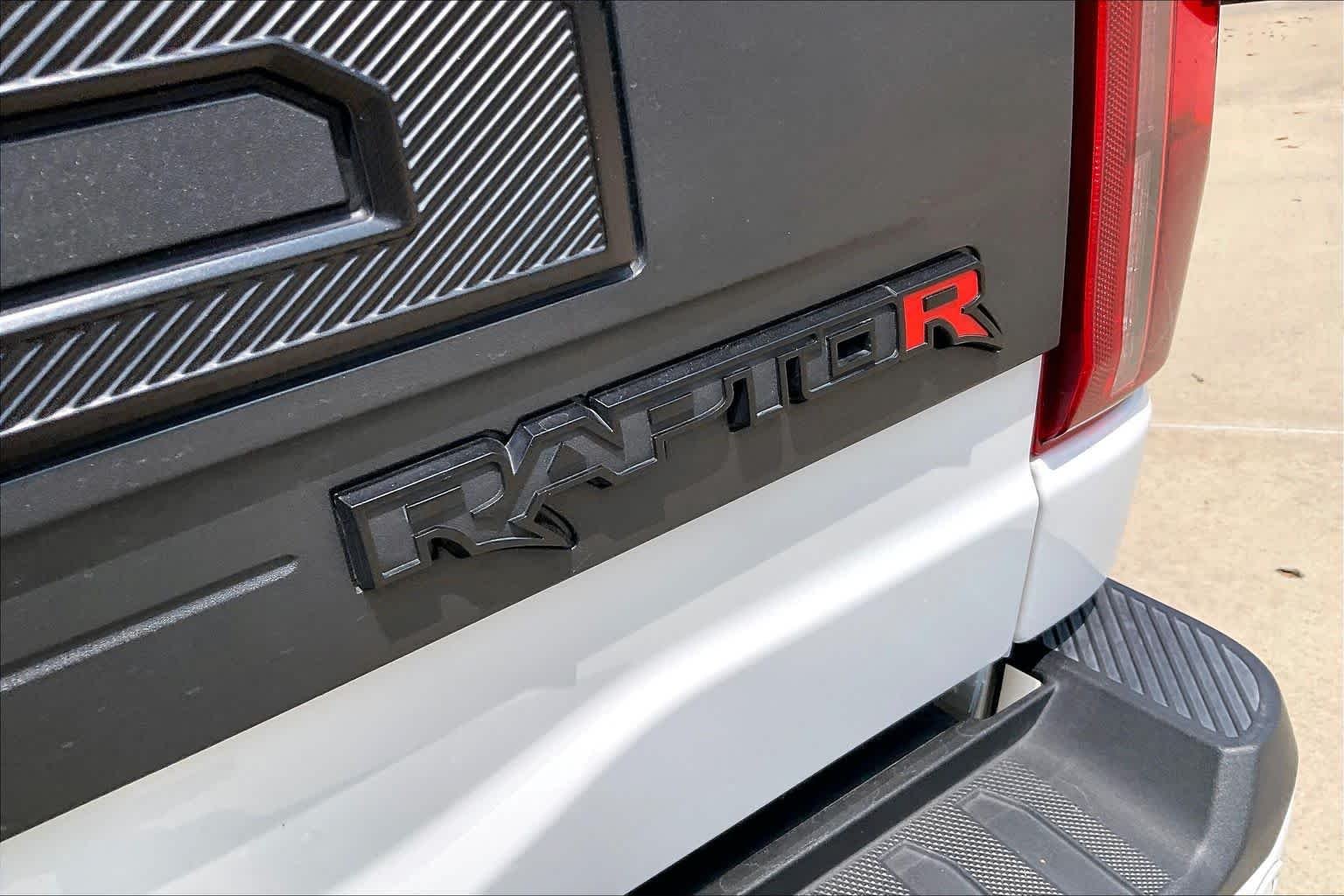 Used 2024 Oxford White Ford Raptor image 31