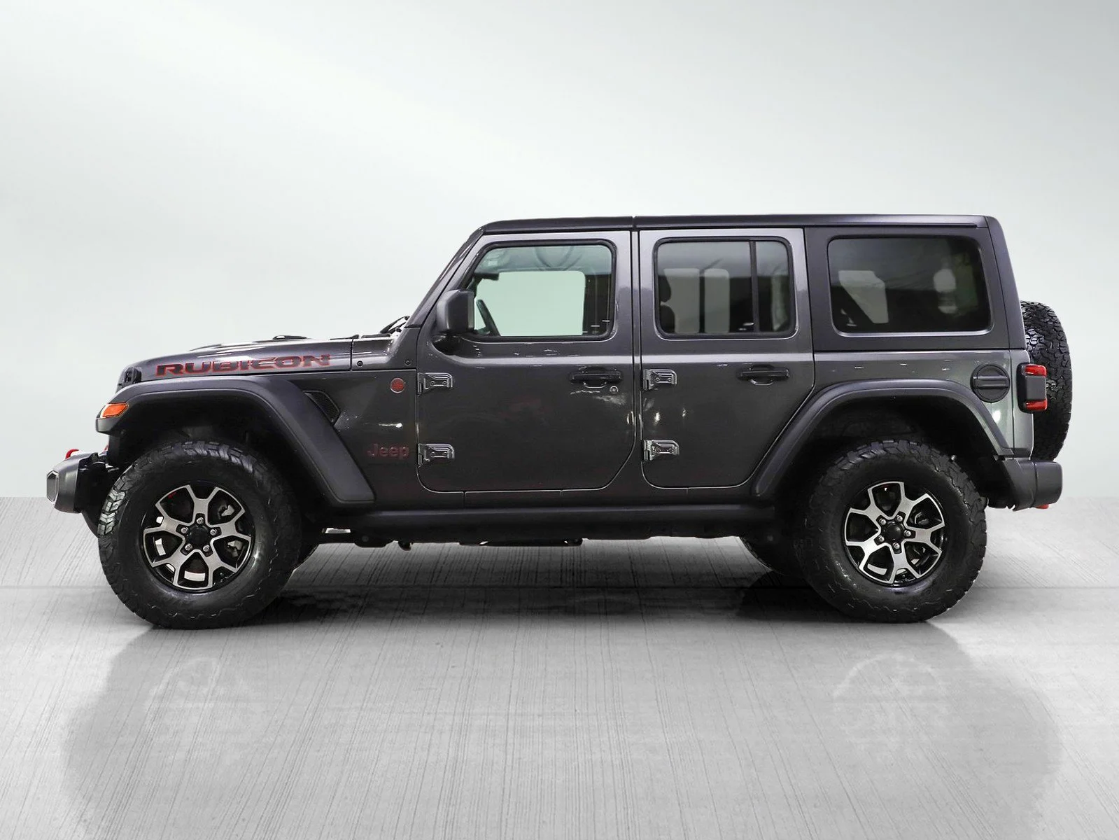 Used 2021 Jeep Wrangler Unlimited Rubicon with VIN 1C4HJXFG8MW524755 for sale in Burnsville, Minnesota