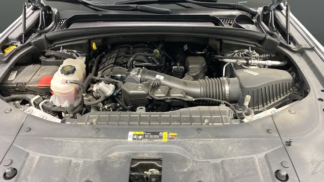 Used 2023 Silver Jeep Altitude X image 28
