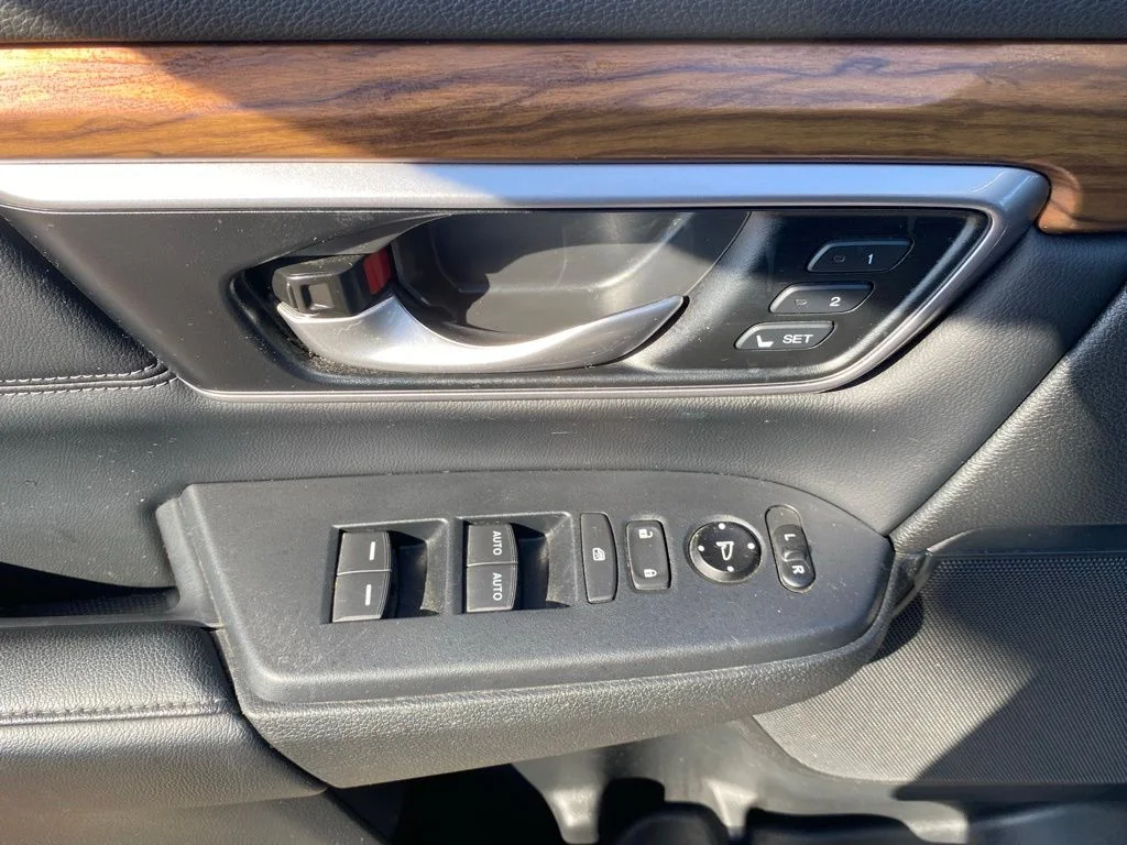 Used 2019  Honda EX-L image 23