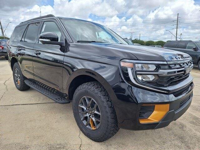 New 2026 Agate Black Metallic Ford Tremor® image 7