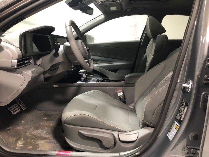 New 2026 Gray Hyundai SEL Sport image 18