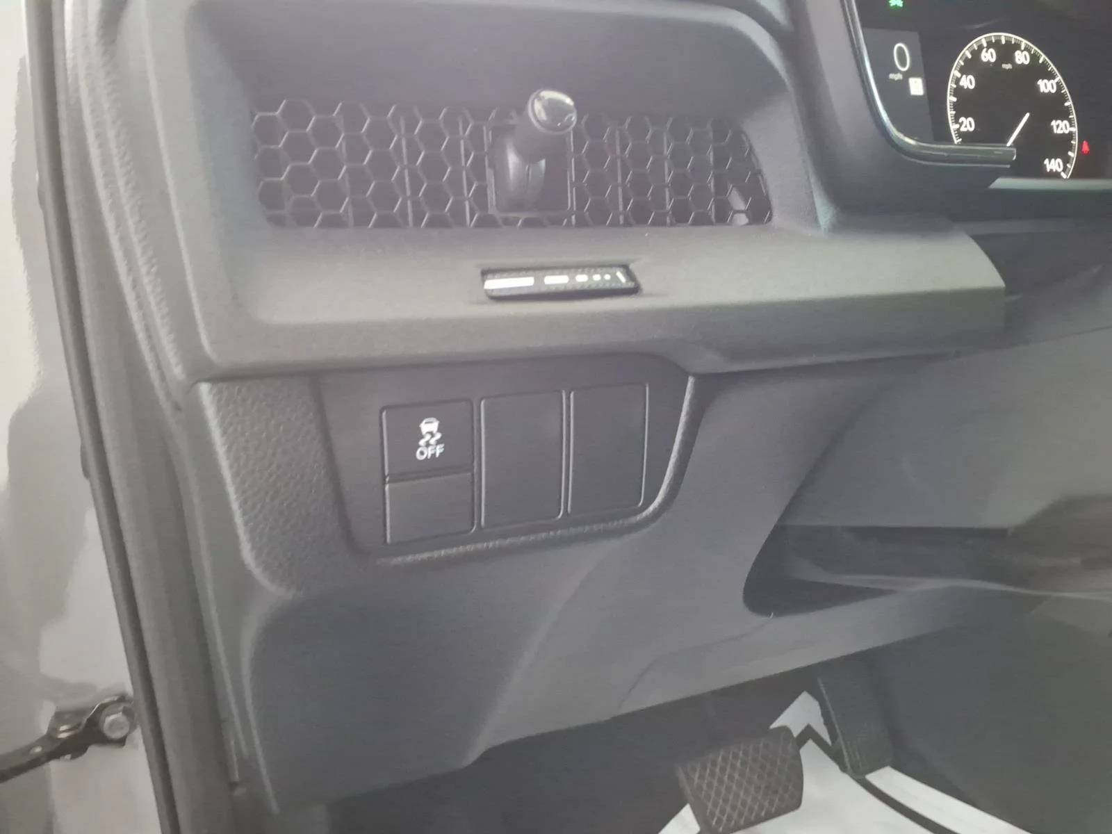 2024 Honda CR-V LX - Photo 52