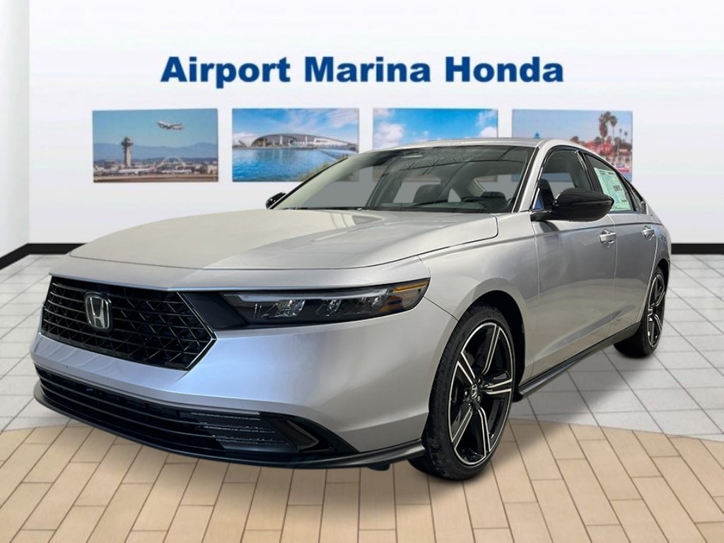 New 2026 Solar Silver Metallic Honda SE image 1
