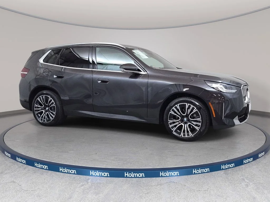 Used 2025 Dark Graphite Metallic BMW 30 xDrive image 4