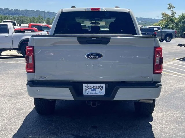 Used 2023 White Ford XL image 5