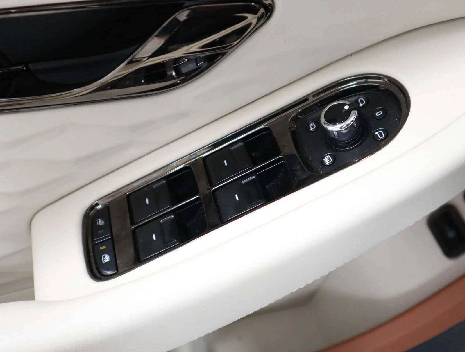 Used 2025 Glacier White Bentley GT Speed image 21