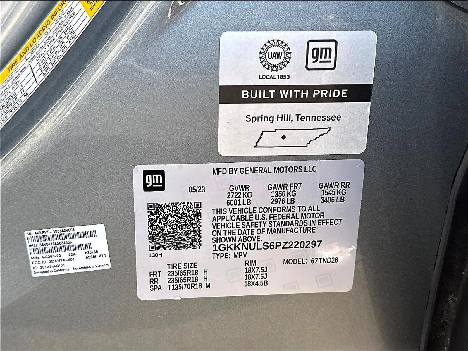 Used 2023 Sterling Metallic GMC SLT image 21