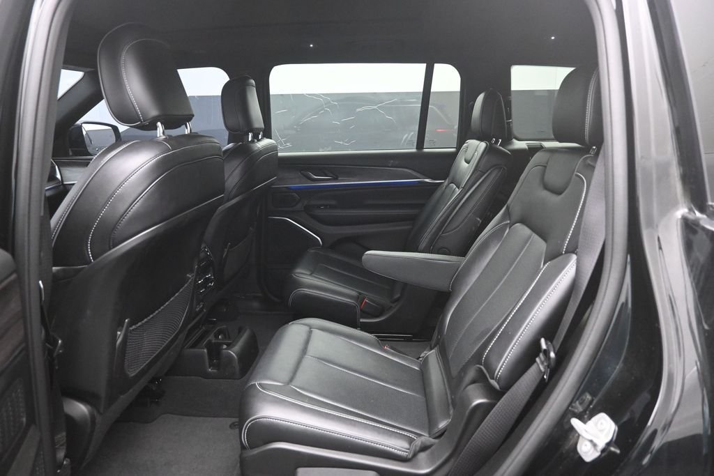Used 2023 Black Jeep Overland image 7