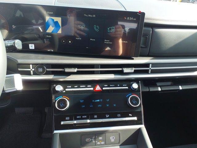 New 2026 Gray Hyundai SE image 20