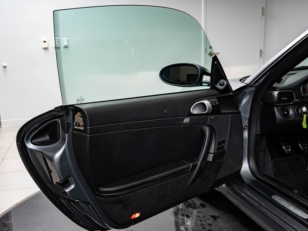 Used 2005 Seal Grey Porsche Carrera image 27