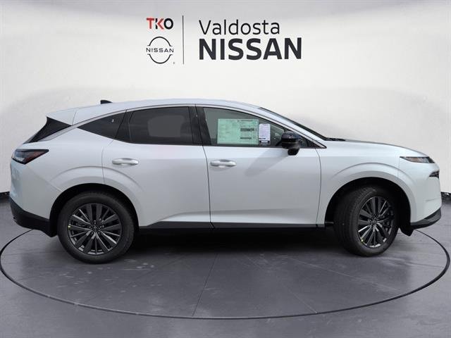 New 2026 Everest White Pearl TriCoat Nissan SL image 3