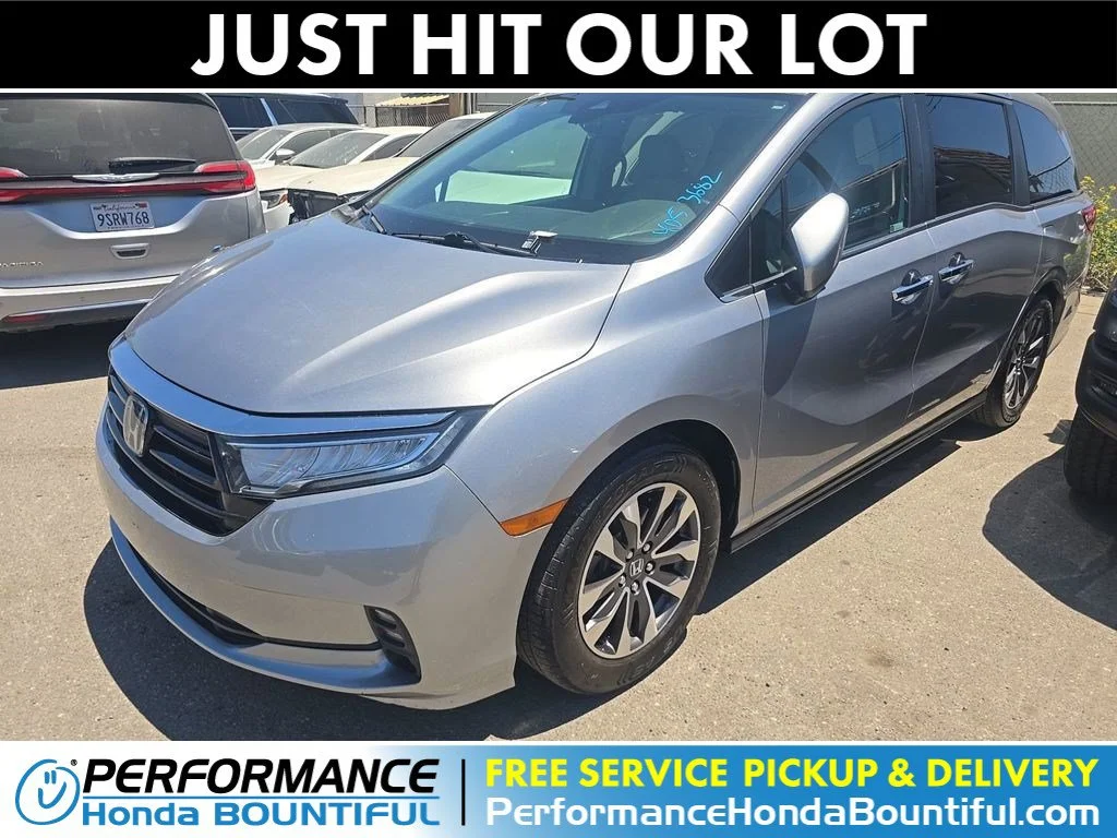 Used 2021 Silver Honda EX-L image 1