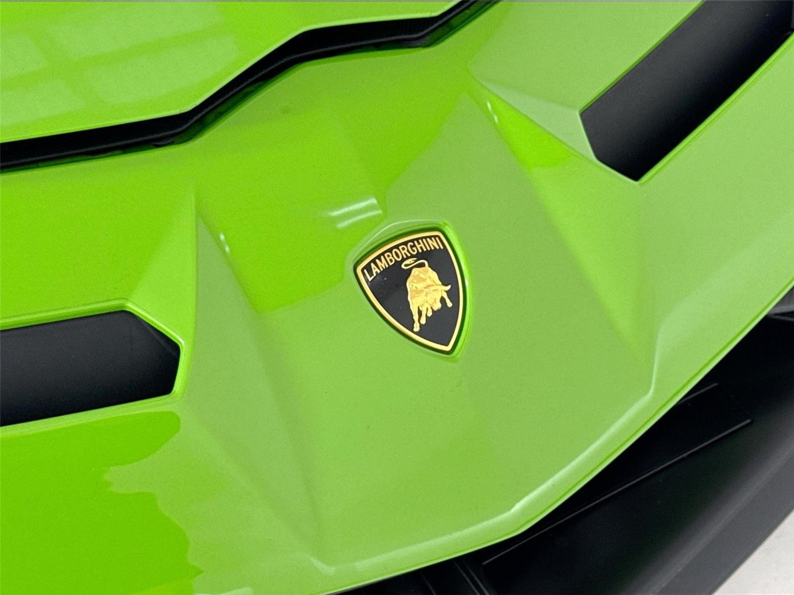 2021 Lamborghini Aventador - Photo 37