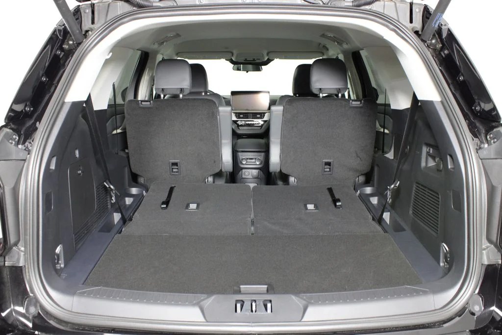 New 2026 Agate Black Metallic Ford Active image 8