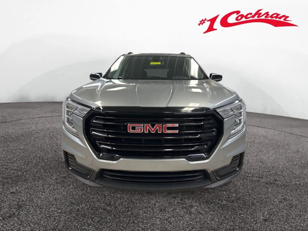 Used 2023 Sterling Metallic GMC SLE image 34