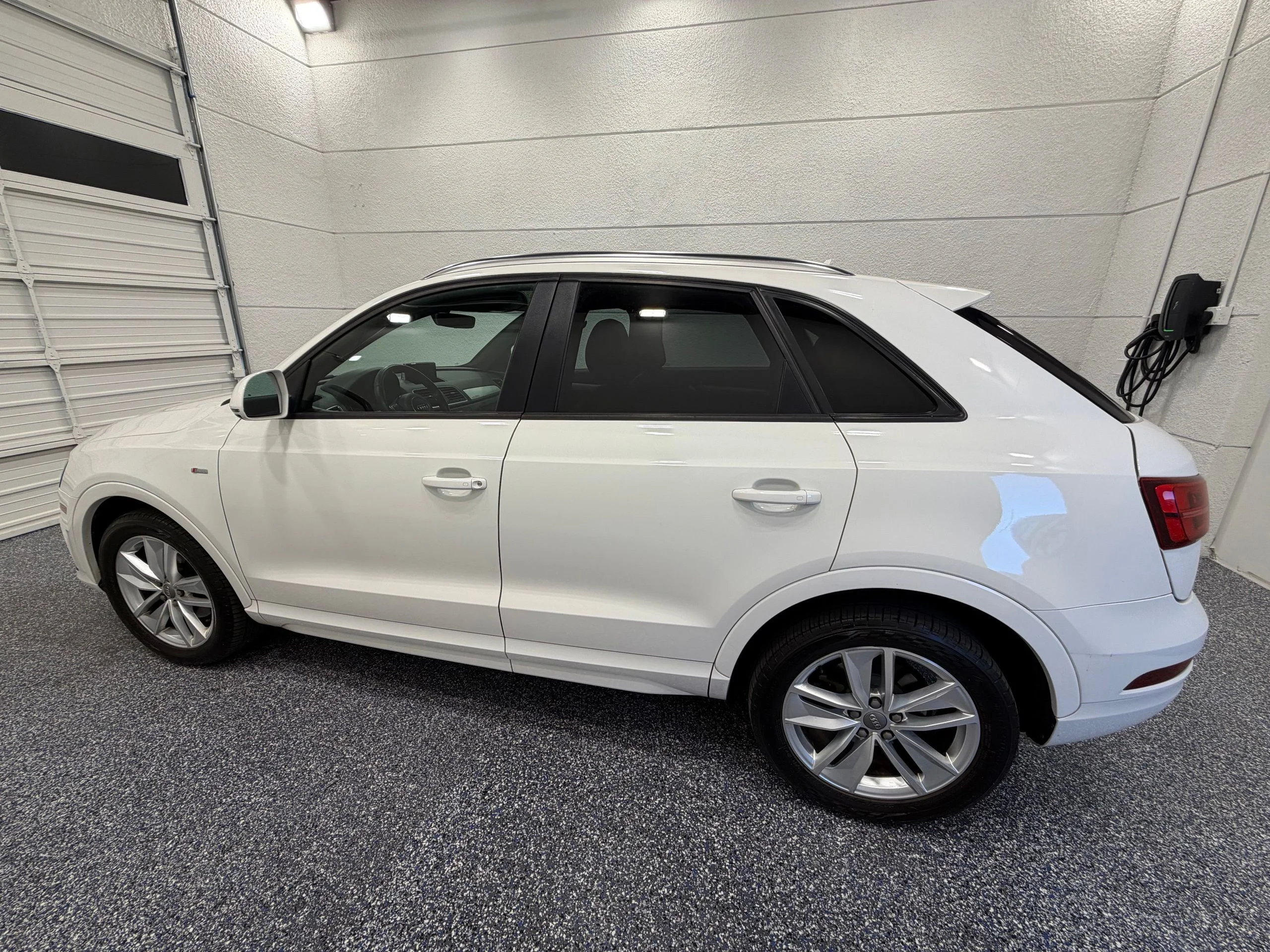 Used 2018 White Audi 2.0T Premium image 3