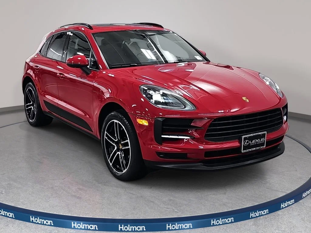 Used 2021  Porsche Base image 4