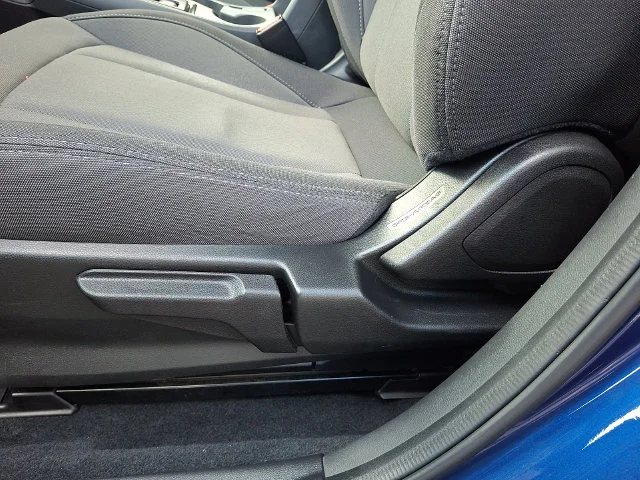 Used 2024 Blue Subaru Base image 27