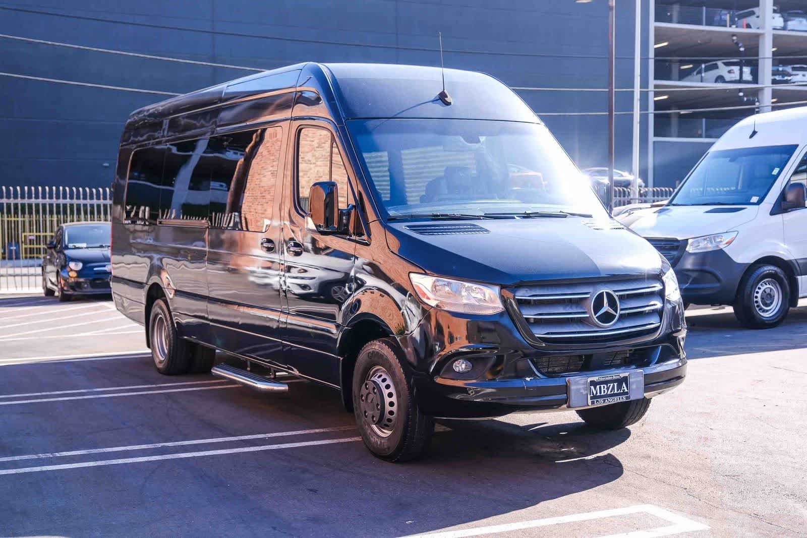 Used 2020 Jet Black Mercedes-Benz Cargo 170 WB image 5
