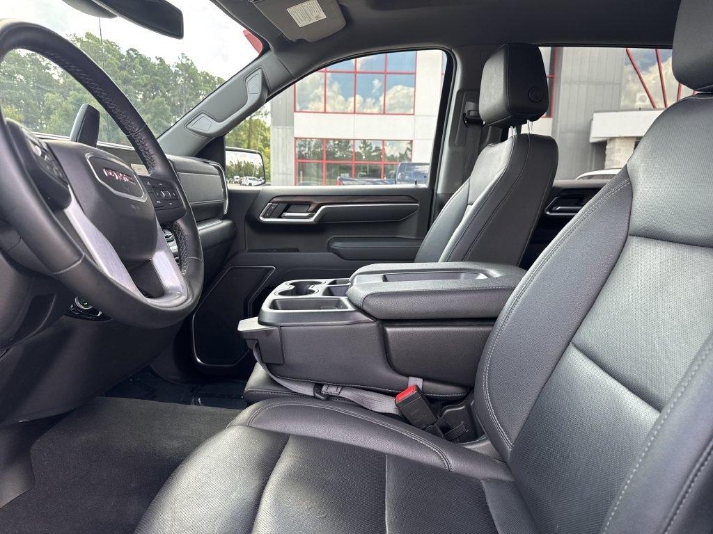 Used 2025 Black GMC SLT image 19