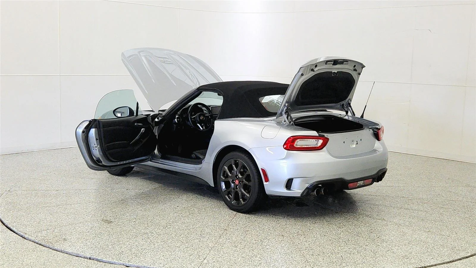 2020 FIAT 124 Spider Abarth - Photo 11