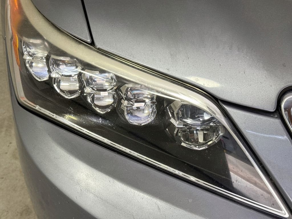Used 2014 Silver Acura Base image 38