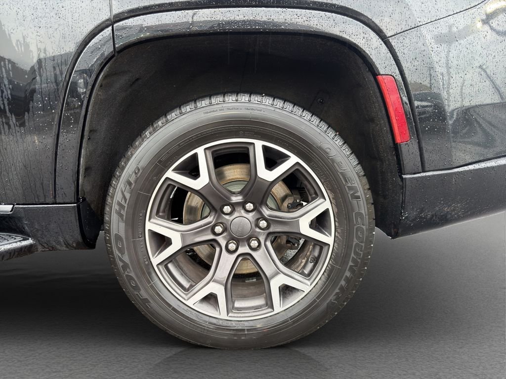 Used 2023 Black Jeep Series III image 16